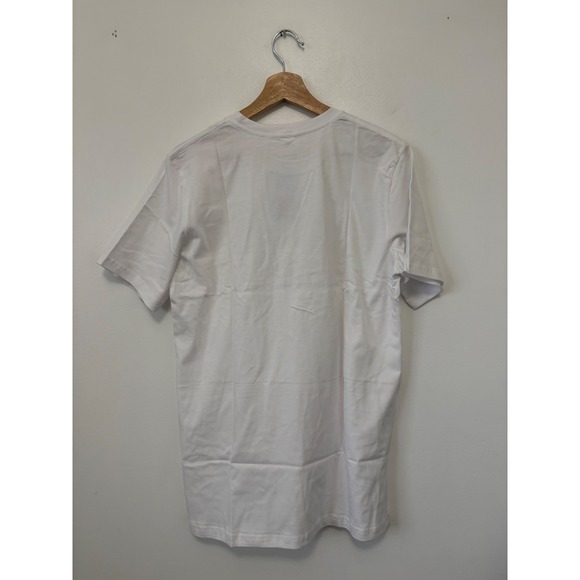 Hallmark Peanuts Snoopy & Woodstock Happy Holidays T-Shirt – White – Size M - Picture 5 of 5